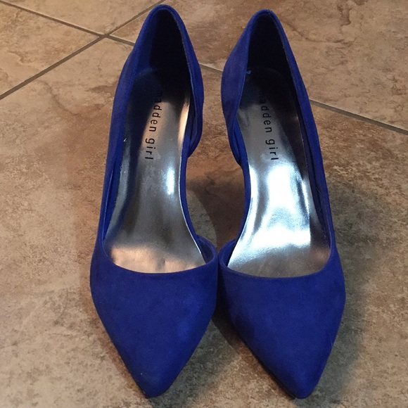 Madden Girls Swede shoes - Picture 2 of 7